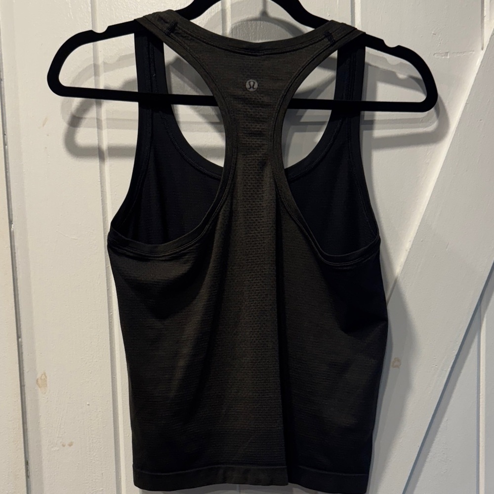 lululemon athletica Swiftly Tech Racerback   ~ Size 6 - Picture 3 of 5